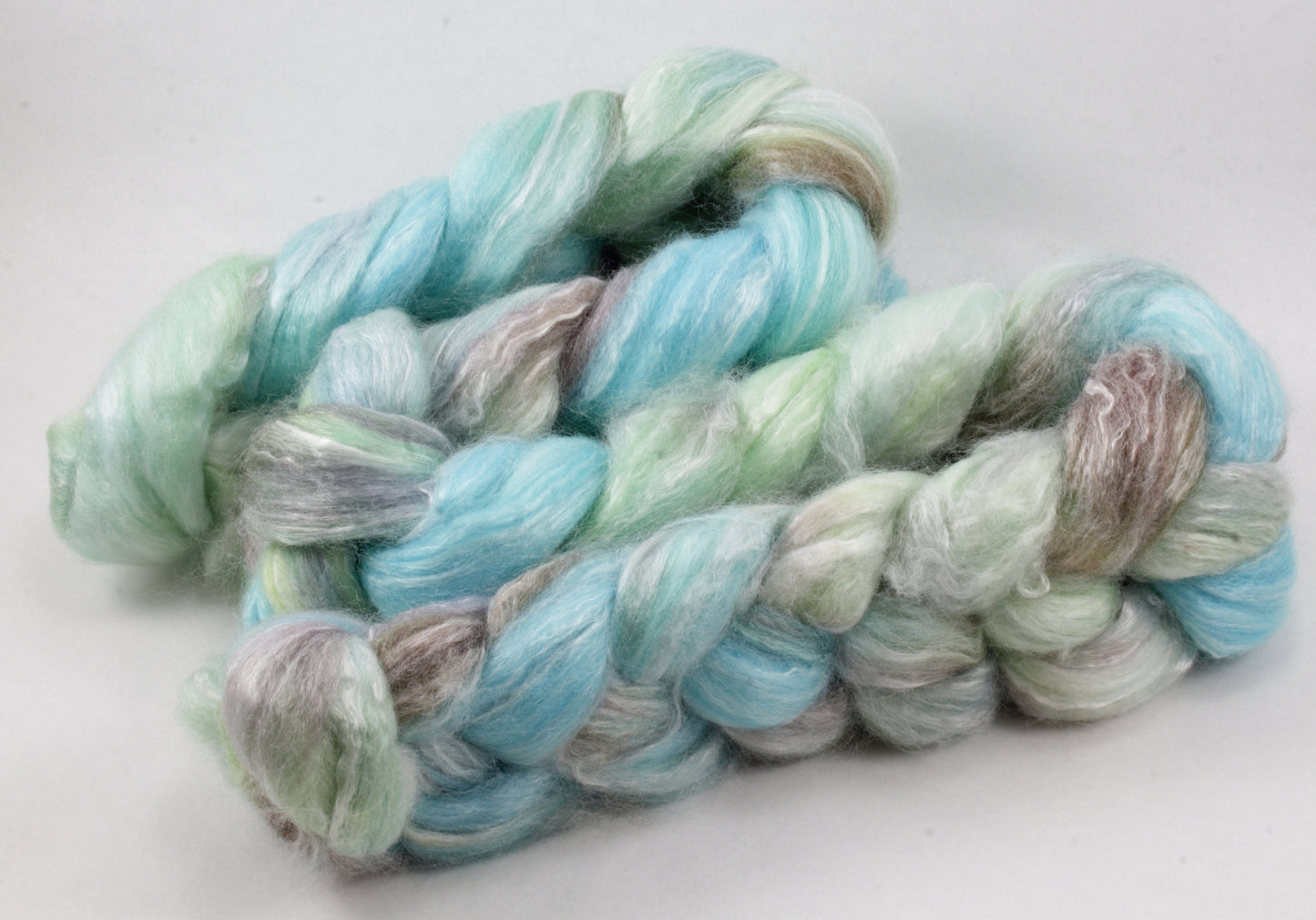 4oz SW Merino/Bamboo Combed Top - Beachcomber