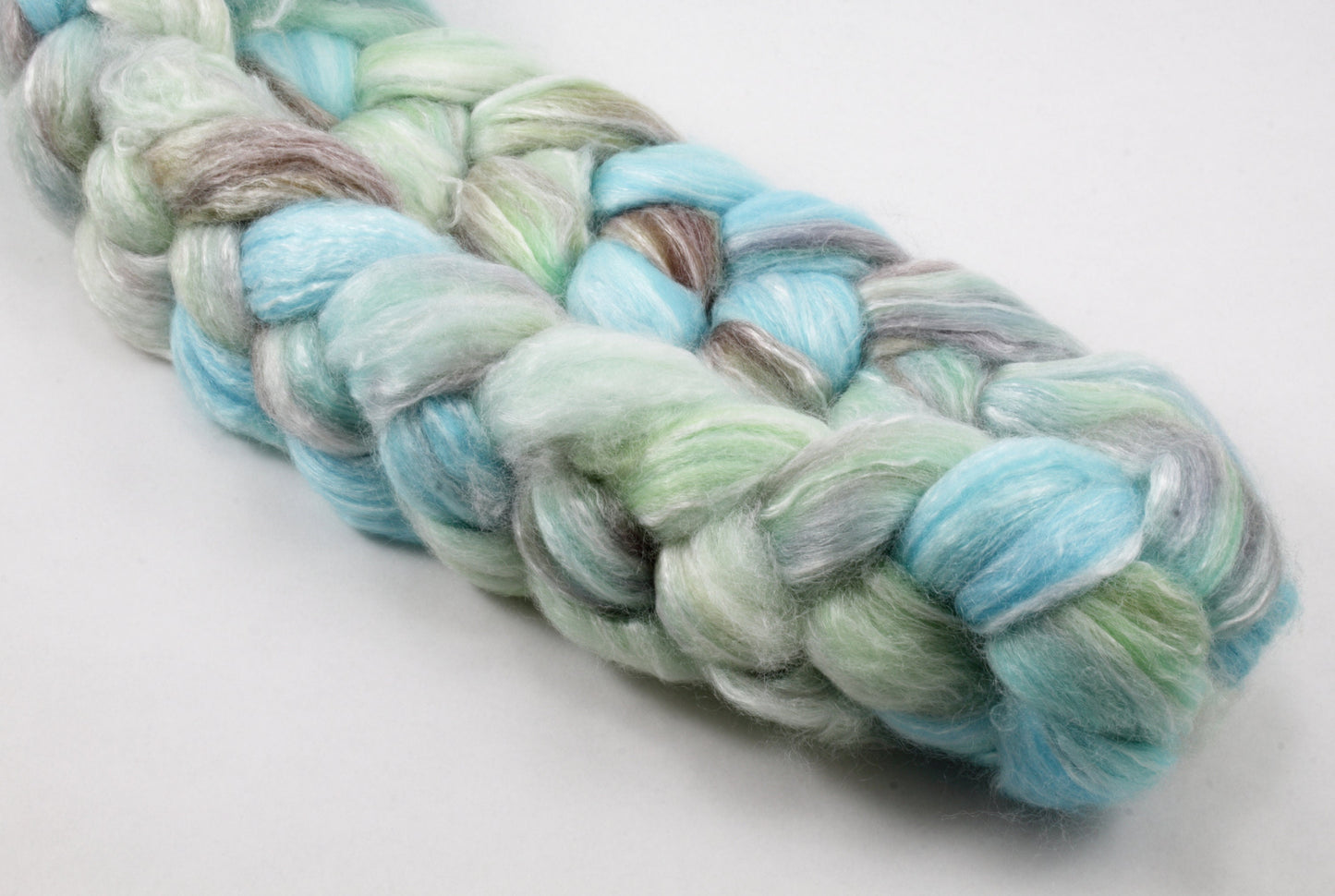 4oz SW Merino/Bamboo Combed Top - Beachcomber