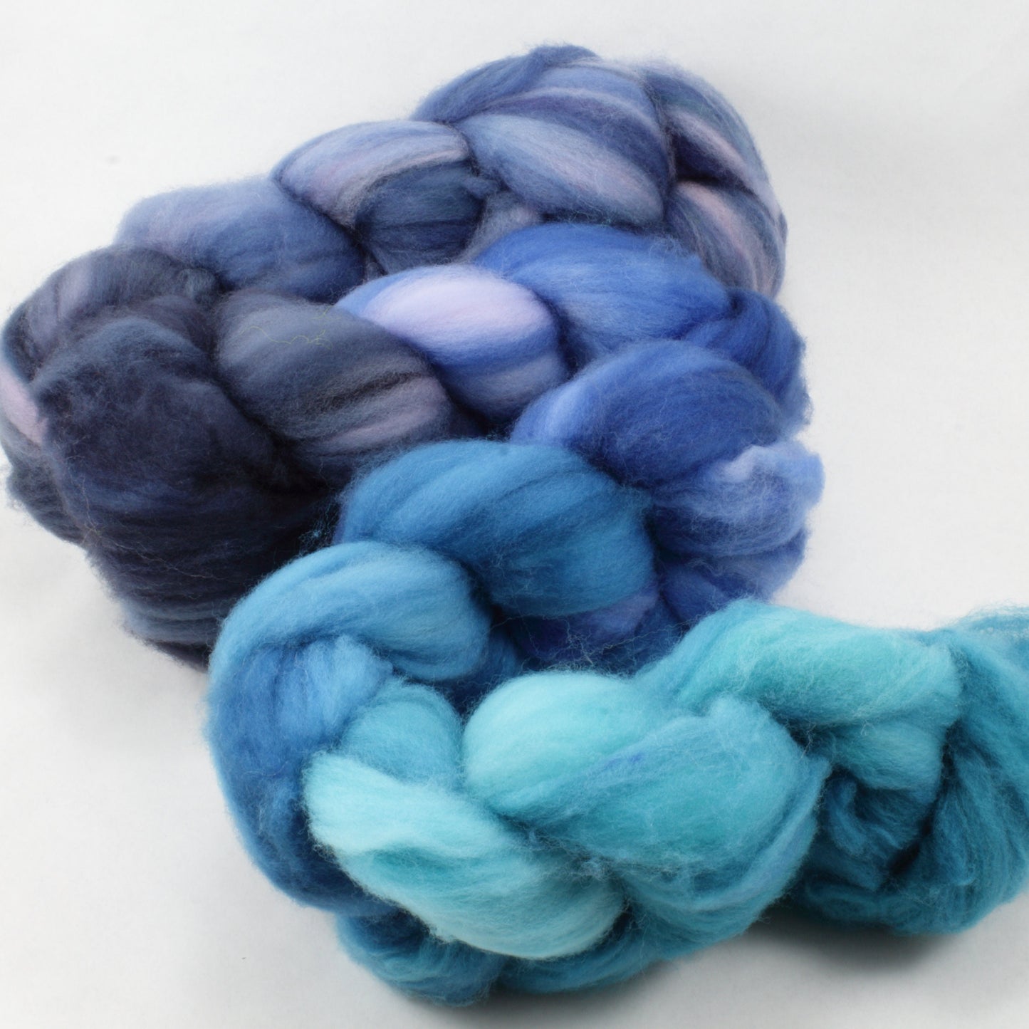 4oz SW Merino Combed Top - Single Man Tear
