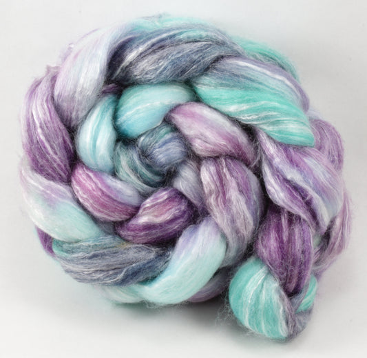 4oz SW Merino/Bamboo Combed Top - Apollo and Daphne