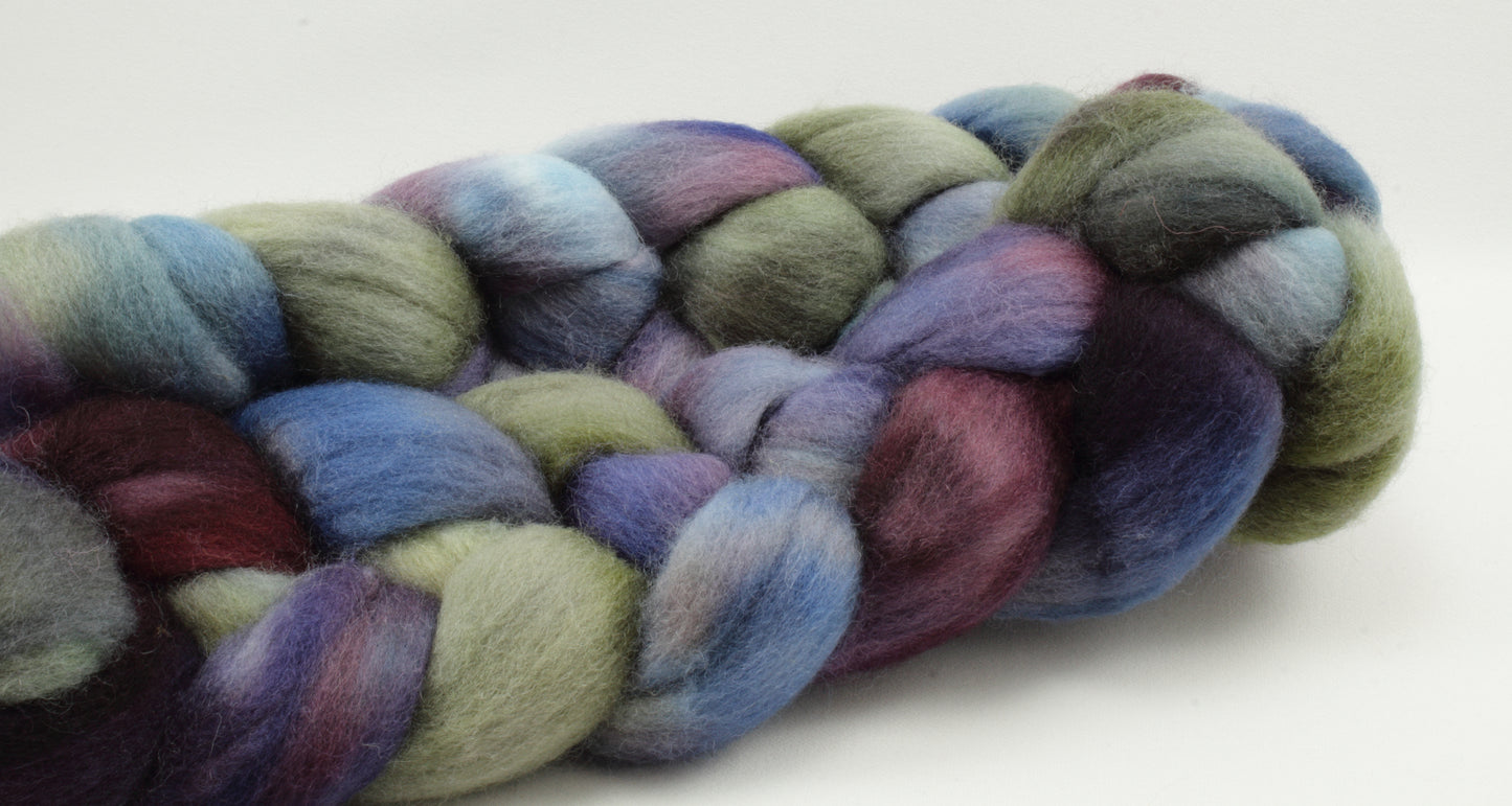 NEW - 4oz Falkland Combed Top - Variegated Colorways
