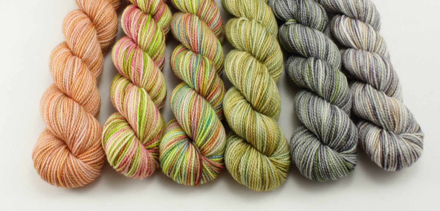 NEW - Fade Set - Jest Sock - 798yds - Pink Lemonade