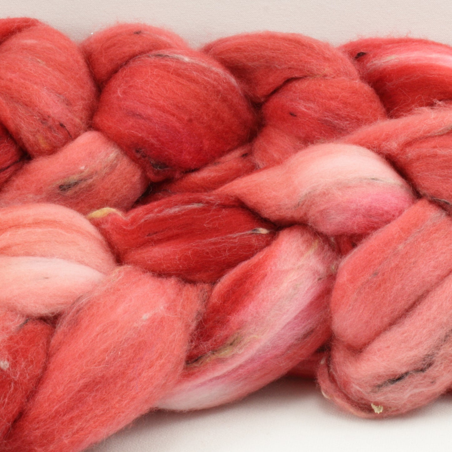 NEW - 4oz US Shaniko Wool with Neutral Neps - Tonal Colorways