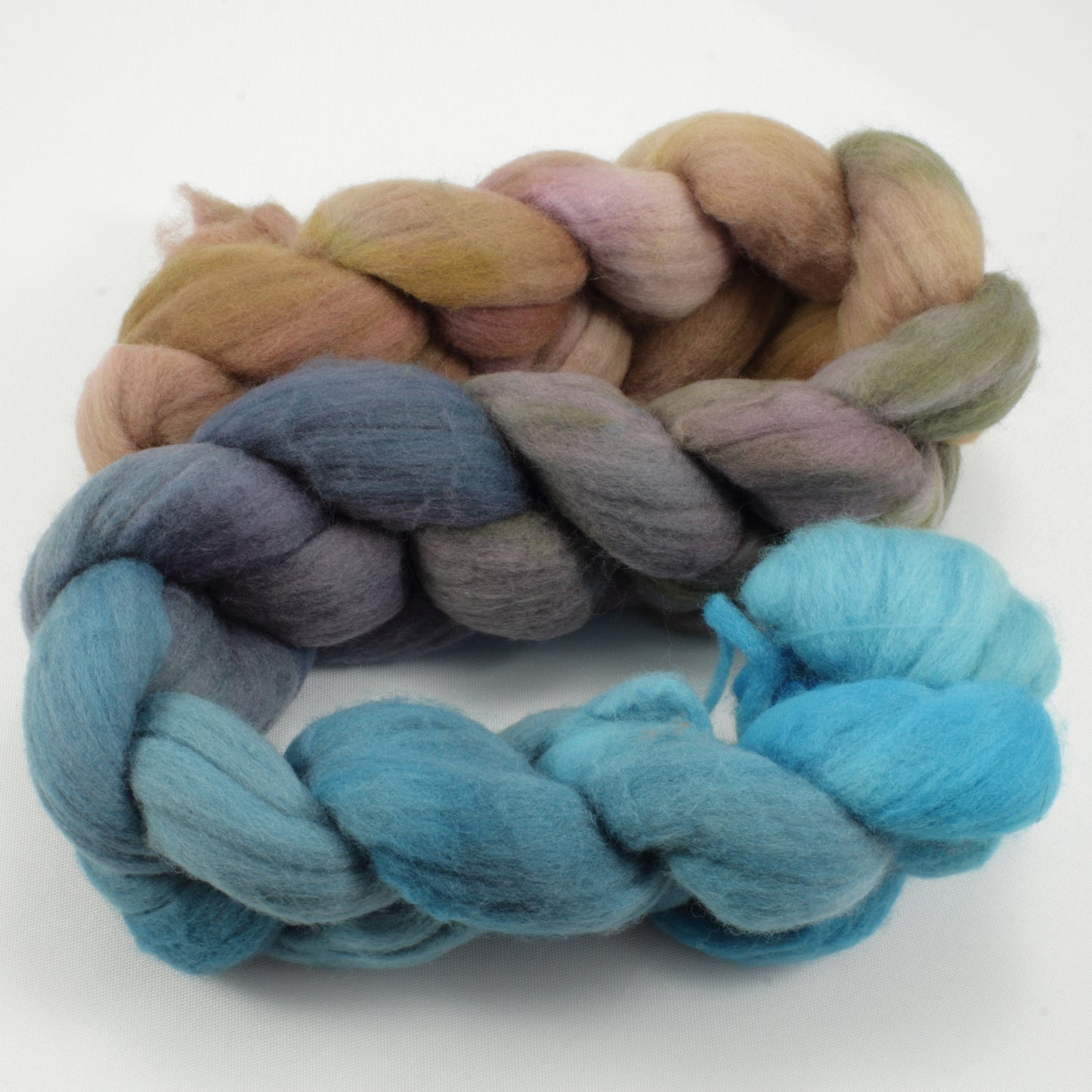 4oz 19.5 Micron Fine American Merino Combed Top - Tanager