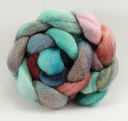 NEW - 4oz Falkland Combed Top - Variegated Colorways